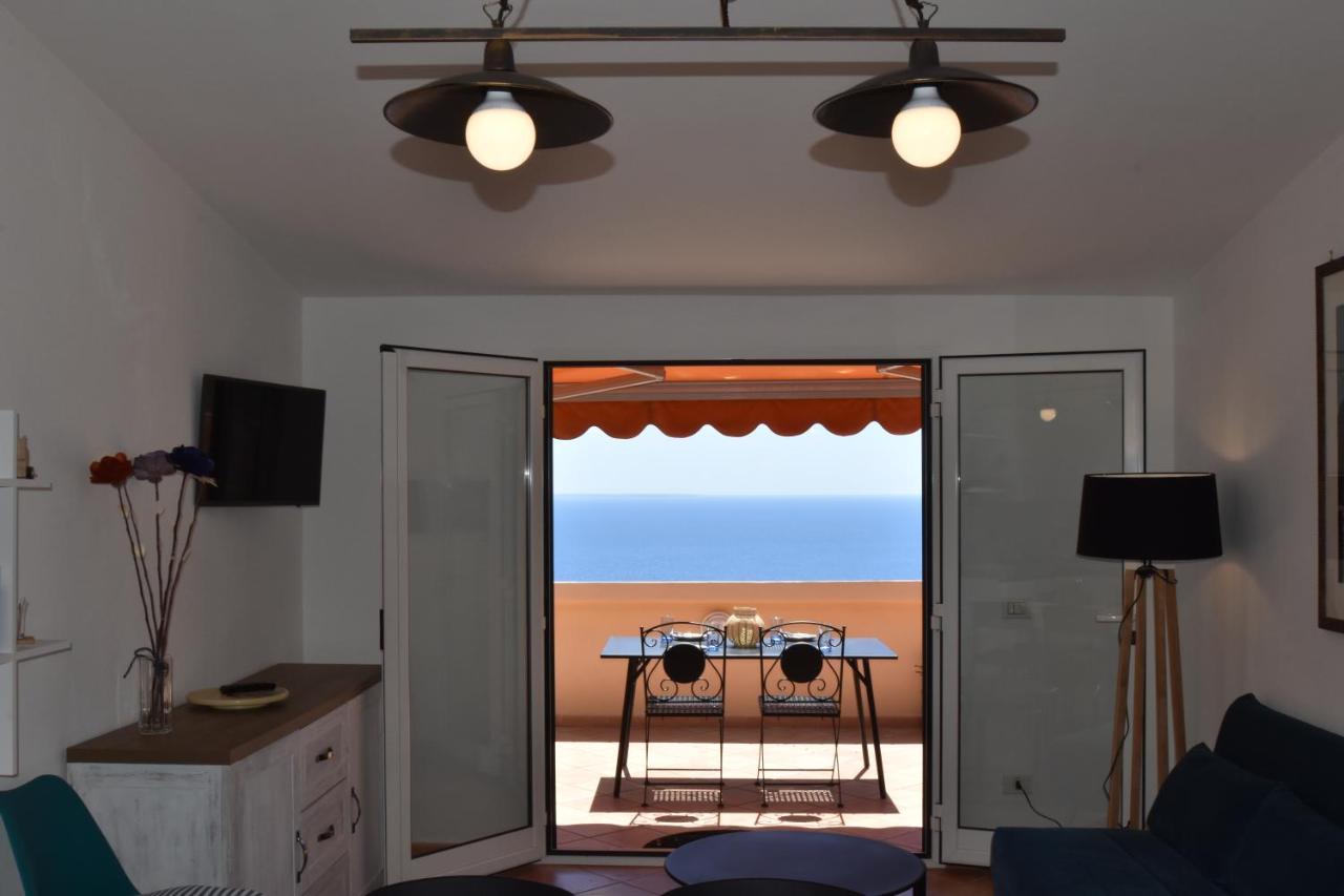 Spiaggia di CavoliRoute 25 - Cavoli - Vista Mare, Con Clima, Terrazza E Posto Autoアパートメント エクステリア 写真