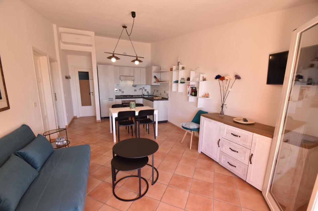 Spiaggia di CavoliRoute 25 - Cavoli - Vista Mare, Con Clima, Terrazza E Posto Autoアパートメント エクステリア 写真